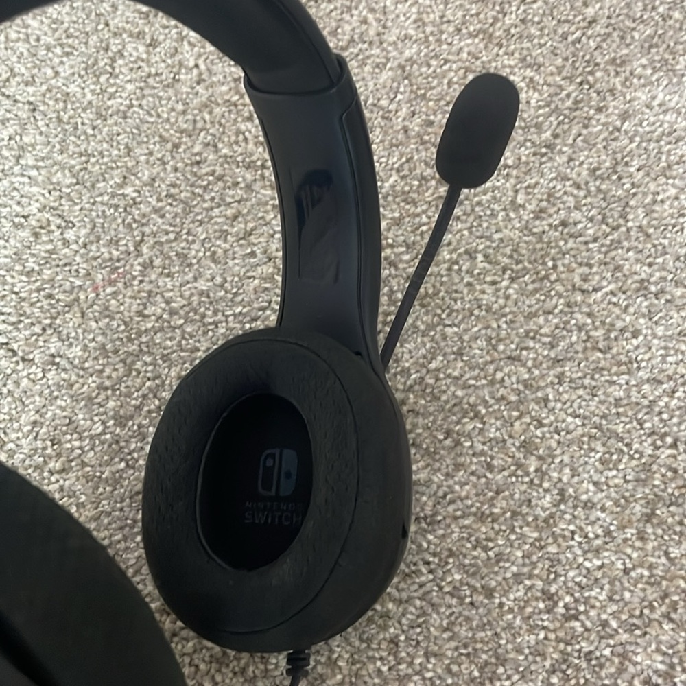 Nintendo Headset - Picture 4 of 4